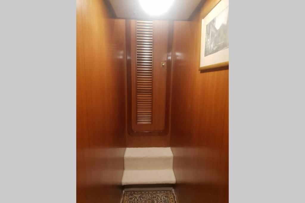 Hotel na wodzie Motor Boat Paloma Rea Trogir