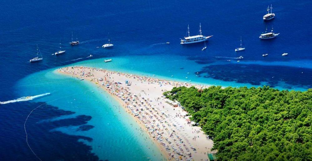 Motor Boat Paloma Rea Hotel na wodzie Trogir