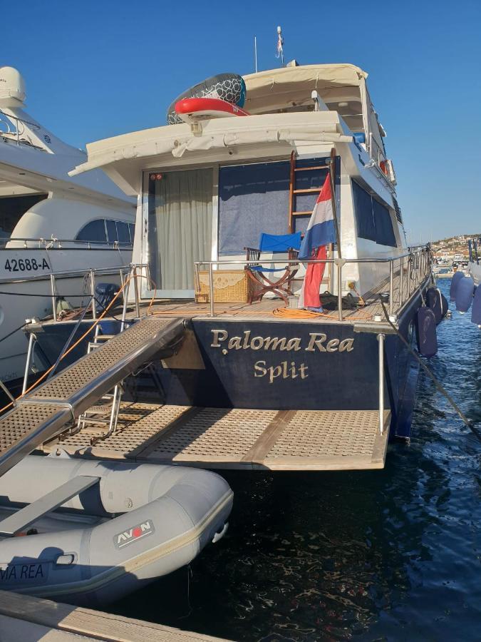 Motor Boat Paloma Rea Botel Trogir